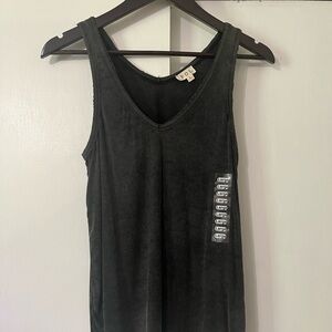 Black Sleeveless Tank Top by POL Size Large